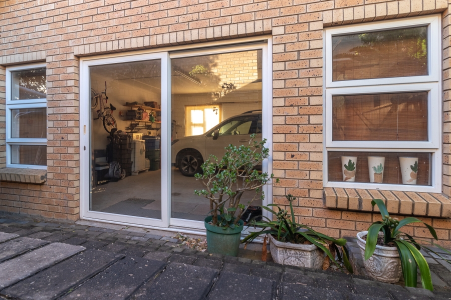 3 Bedroom Property for Sale in Cannon Rocks Eastern Cape